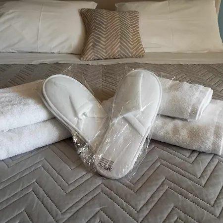 Elli Downtown * Rhodes City